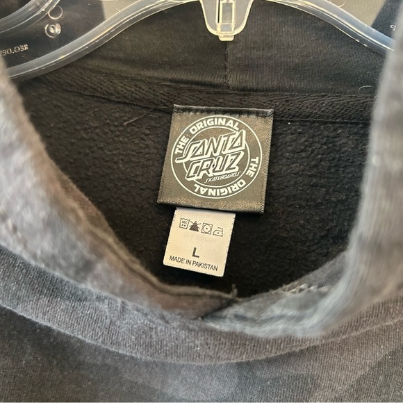 Santa Cruz Skateboards Kids Hoodie in Black Camo - Picture 5 of 5